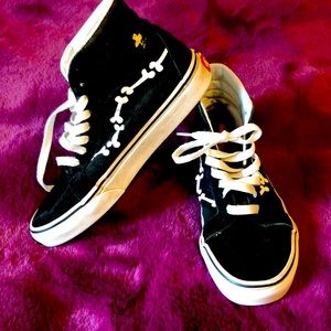 Snoopy collection high tops